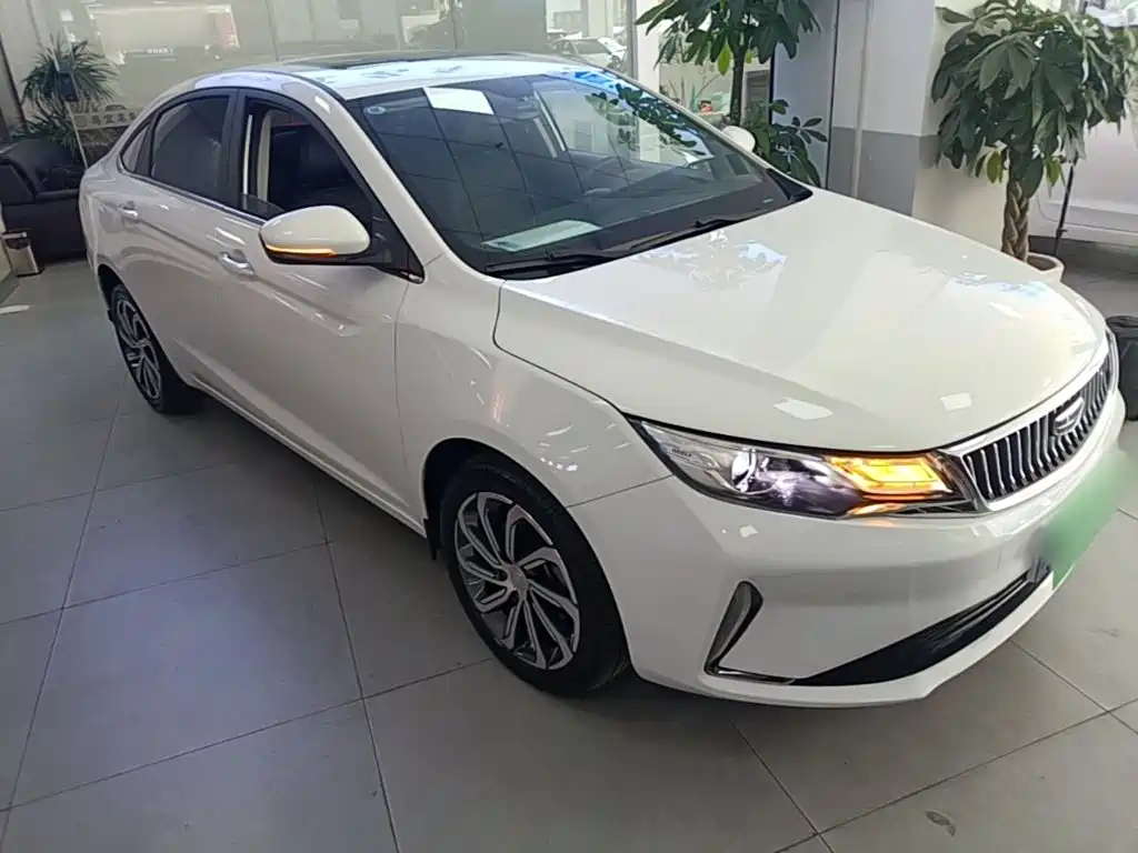 Geely Emgrand GL — миниатюра 4