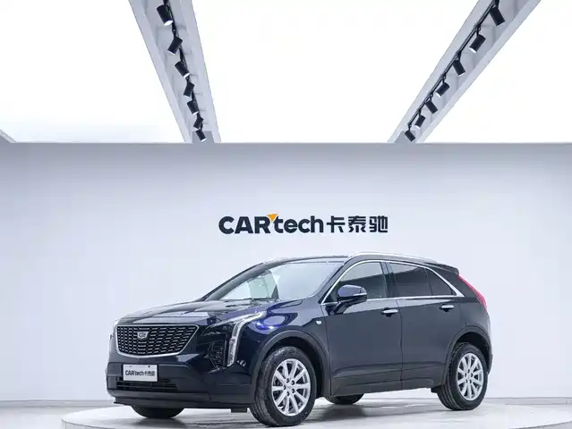 CADILLAC XT4