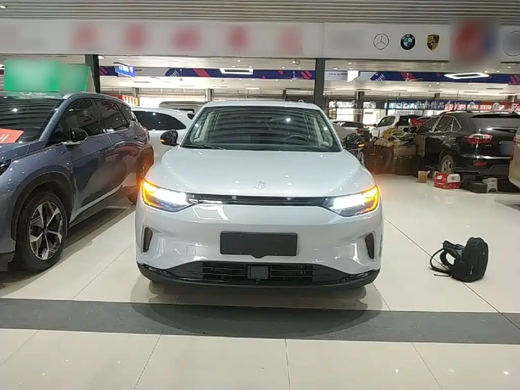 Leapmotor Leapmotor C11 — миниатюра 3