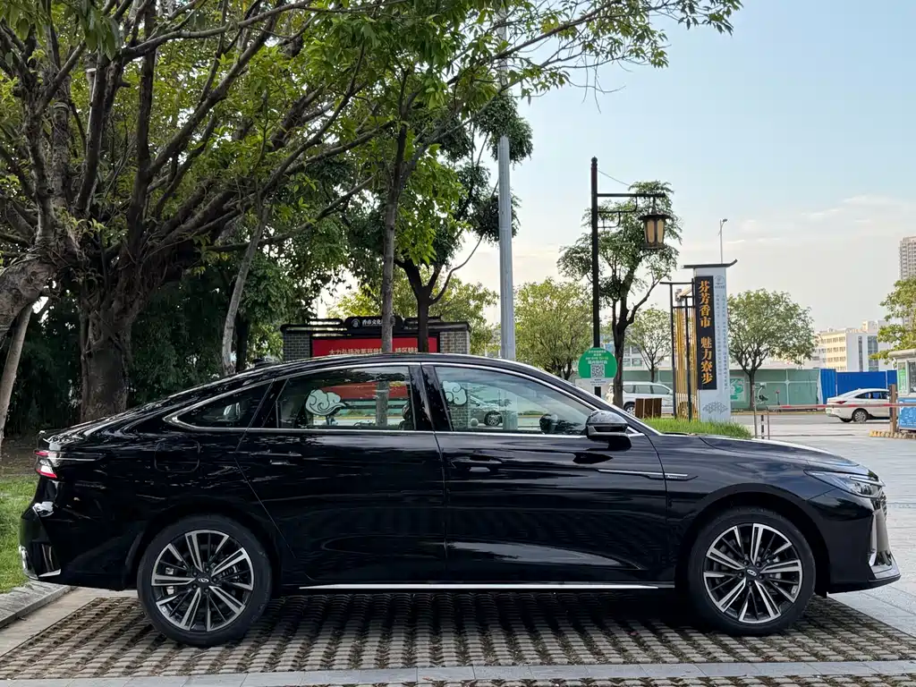 Chery Arrizo 8 — миниатюра 4