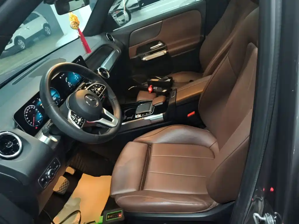 Mercedes-Benz GLB — миниатюра 15
