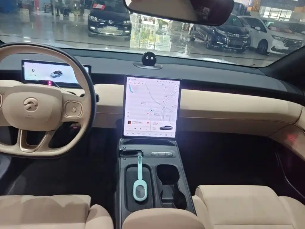 NIO ET5T — миниатюра 13