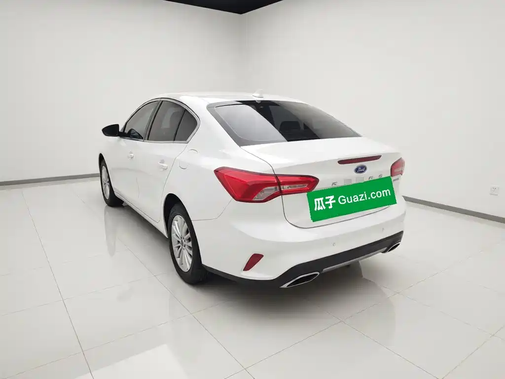 Ford Focus — миниатюра 4