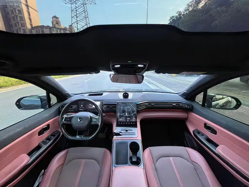NIO EC6 — миниатюра 8