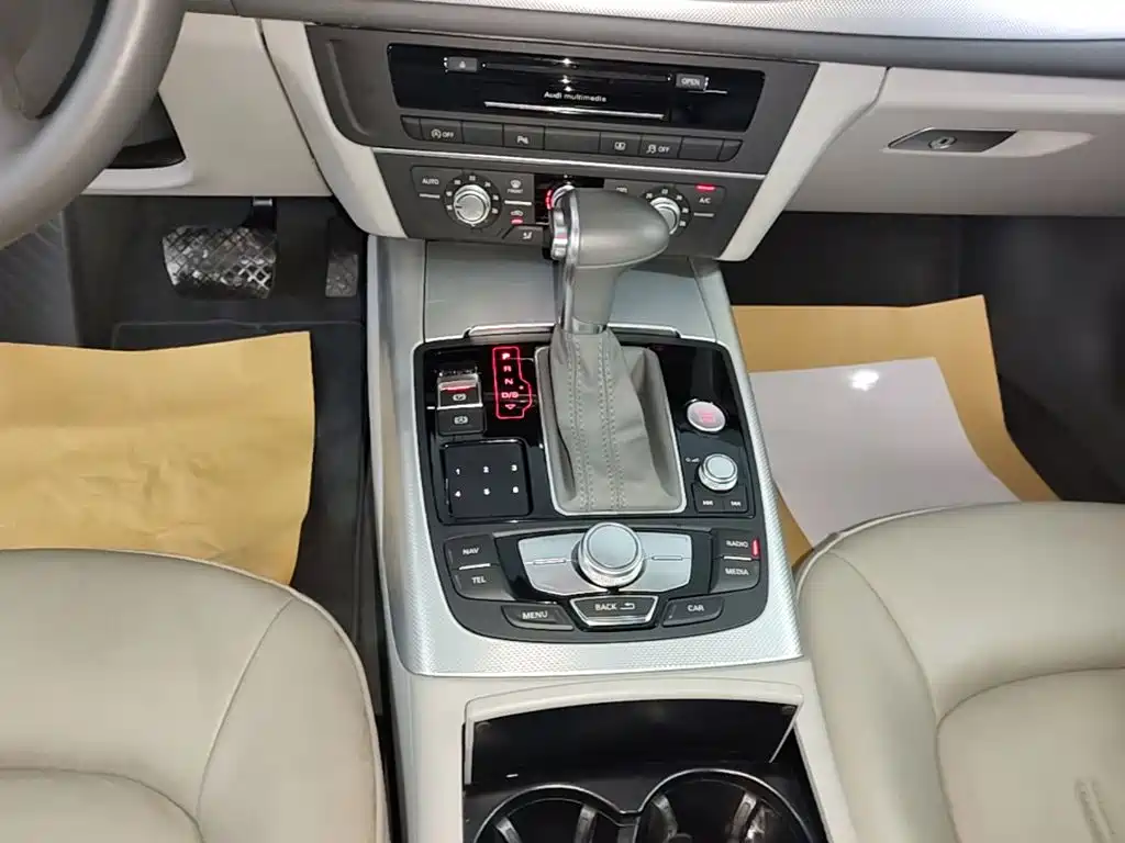 Audi A6L — миниатюра 14