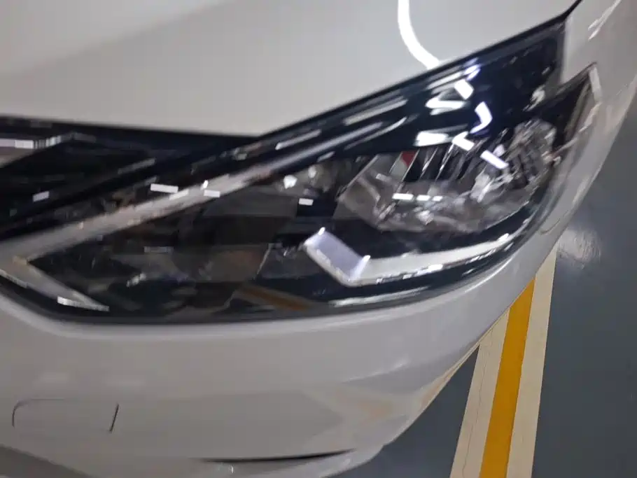Nissan Sylphy — миниатюра 5