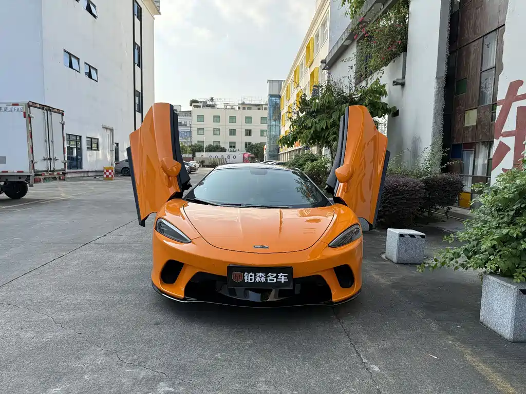McLaren GT — миниатюра 2