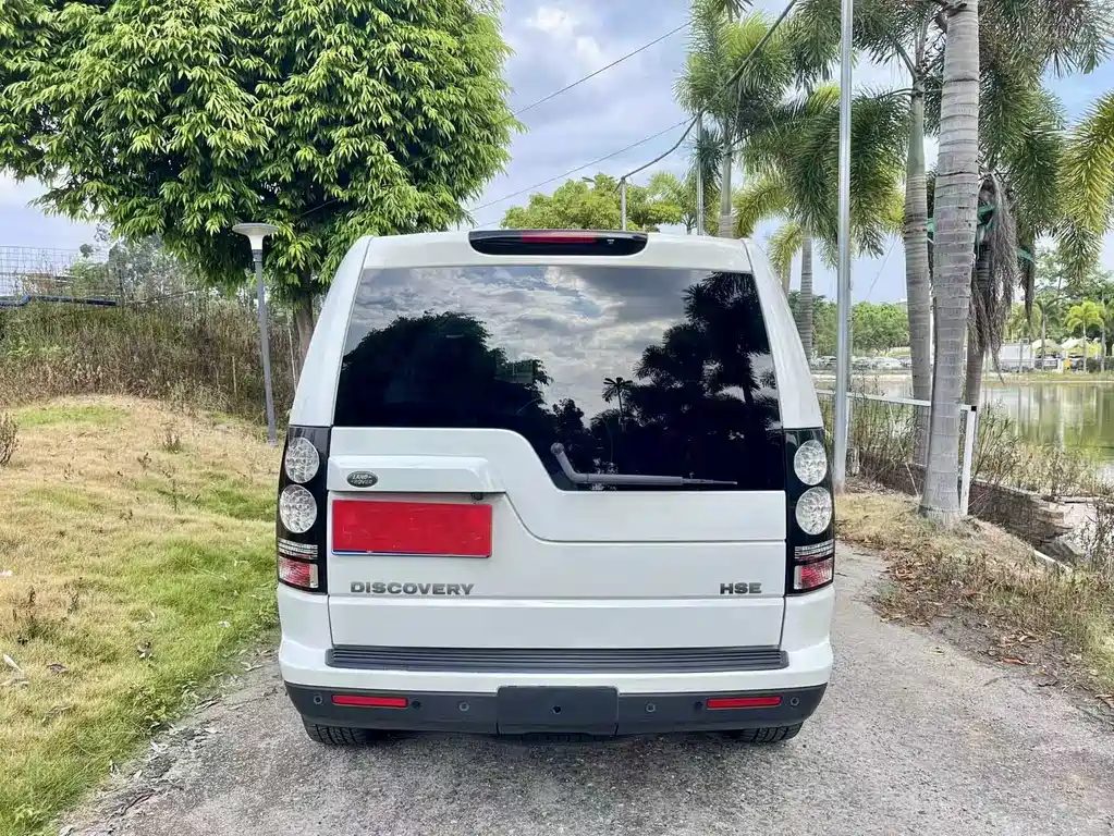 Land Rover Discovery — миниатюра 6