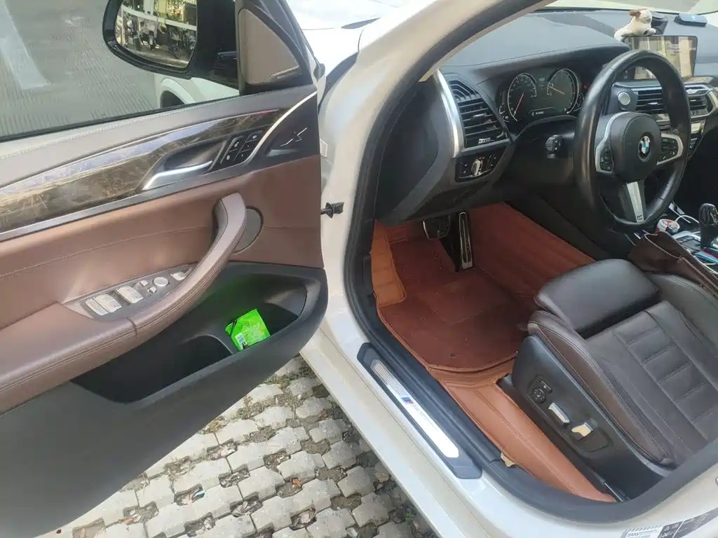 BMW X3 — миниатюра 17