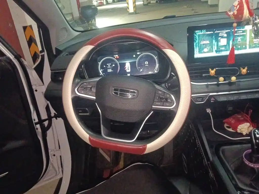 Geely Emgrand S — миниатюра 3
