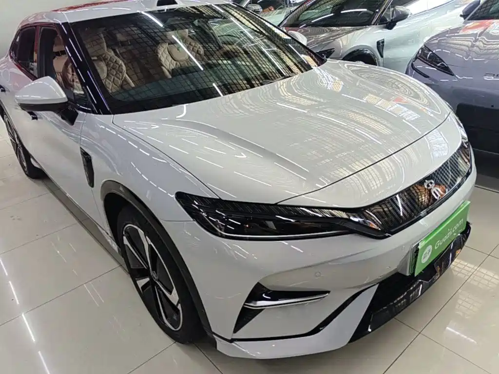 BYD L EV — миниатюра 4