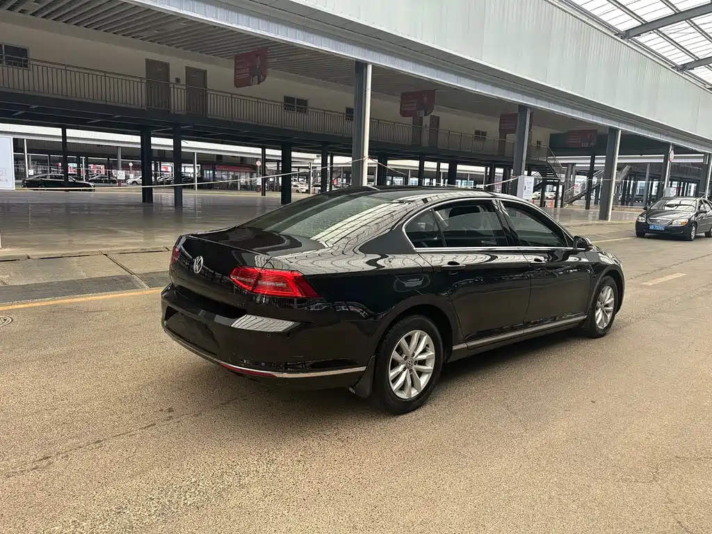 Volkswagen Magotan 2017 330TSI DSG Luxury