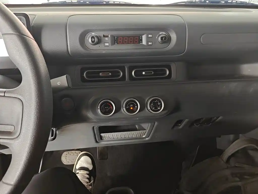 Wuling Zhiguang EV — миниатюра 13