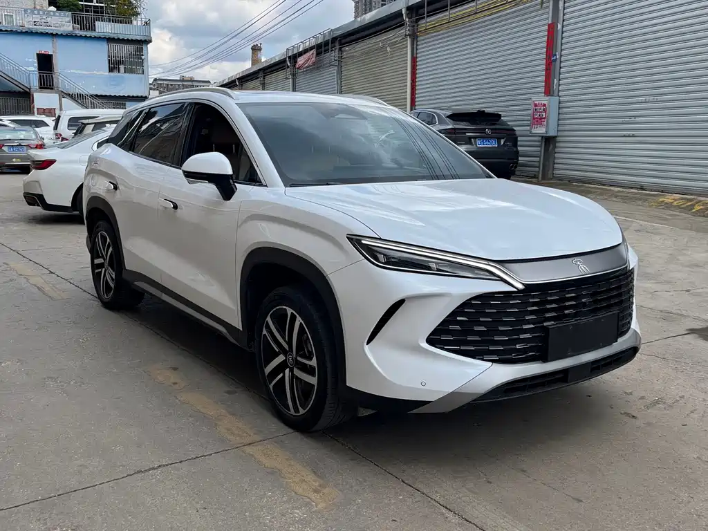 BYD L DM-i — миниатюра 4