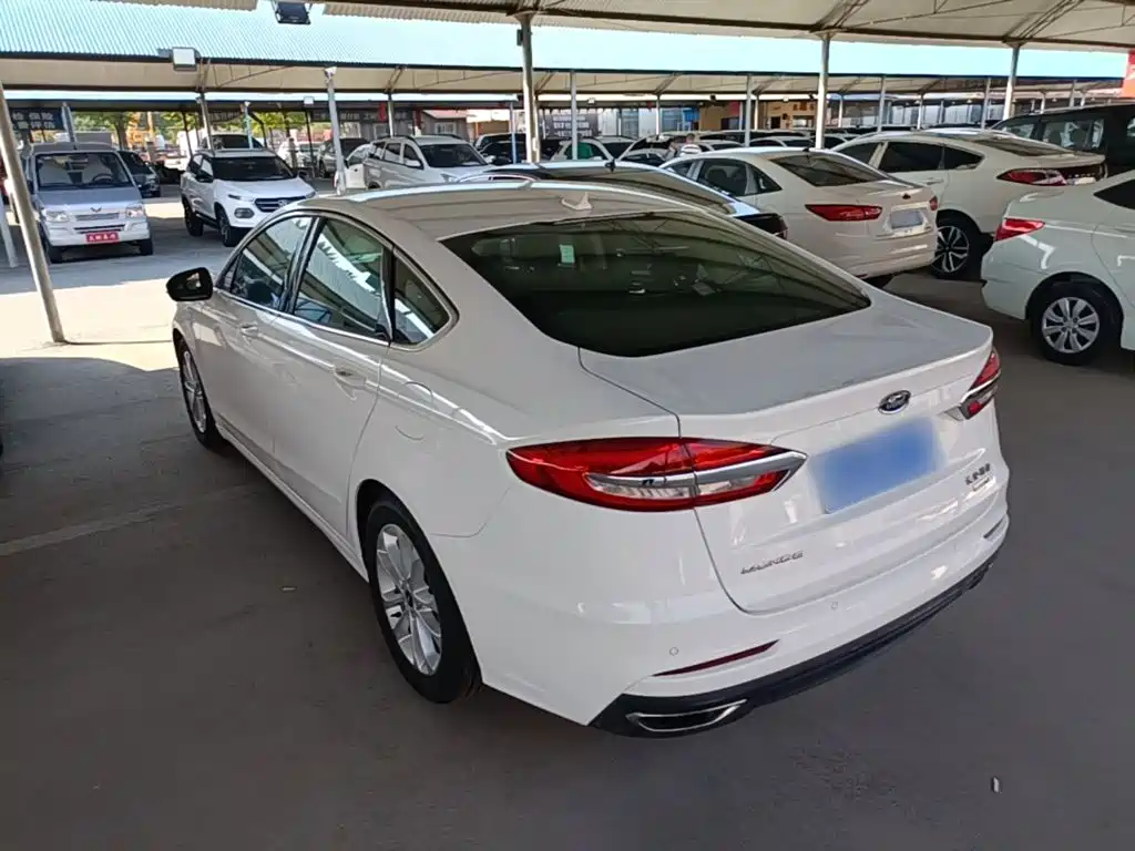 Ford Mondeo — миниатюра 5