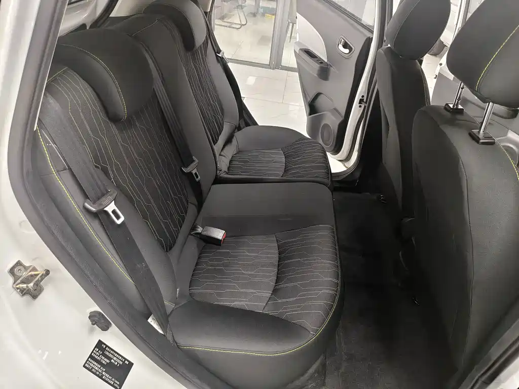 Changan Benben E-Star — миниатюра 17