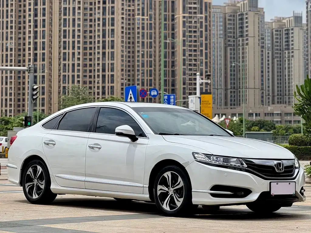 Honda Spirior 2015 2.4L Luxury