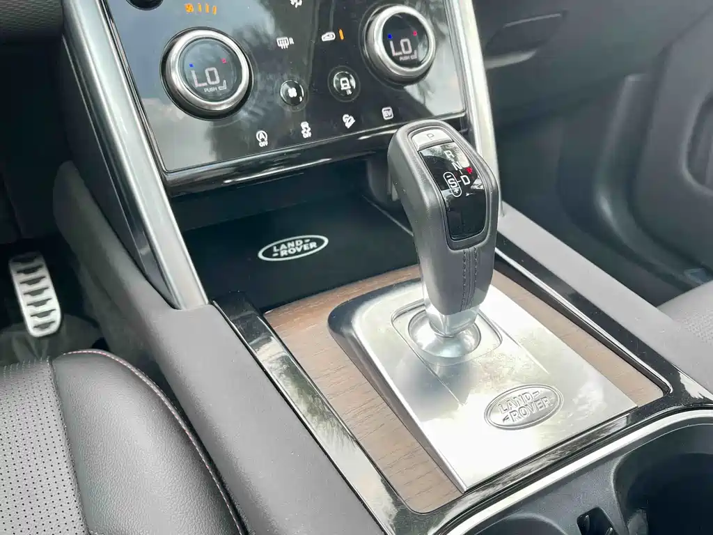 Land Rover Discovery Sport Hybrid — миниатюра 18