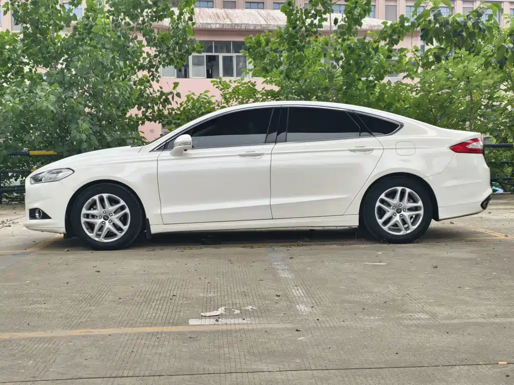 Ford Mondeo 2013 1.5L GTDi180 Fashion