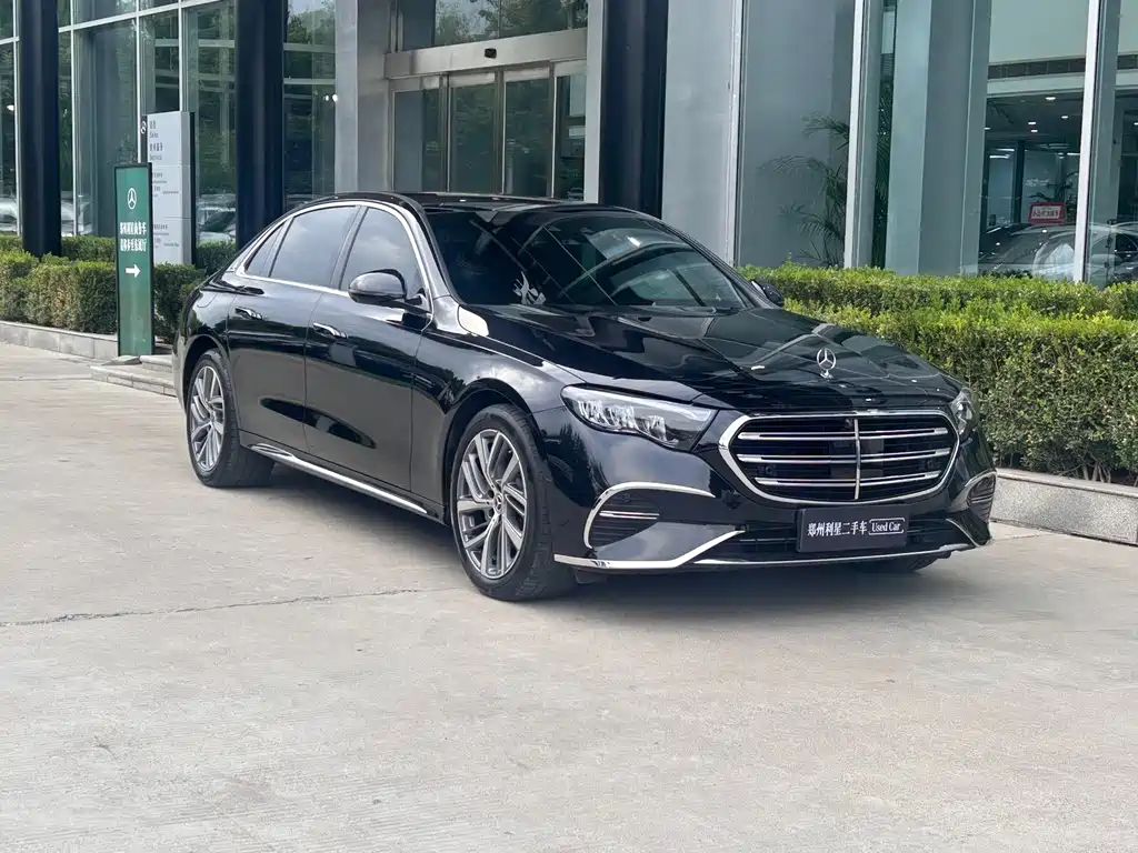 Mercedes-Benz E-Class — миниатюра 4