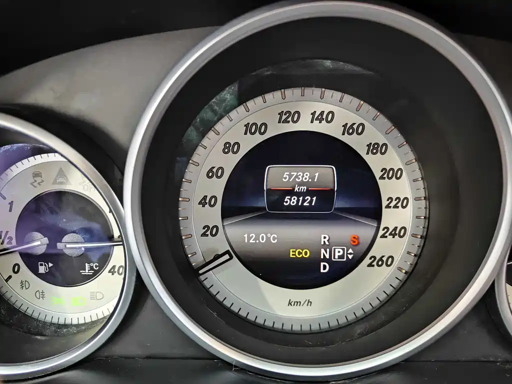 Mercedes-Benz E-Class E 2014 E 260