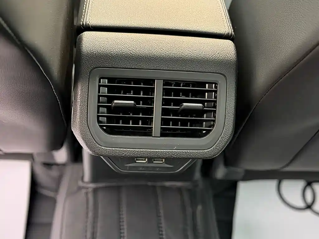 Volkswagen Lavida — миниатюра 17