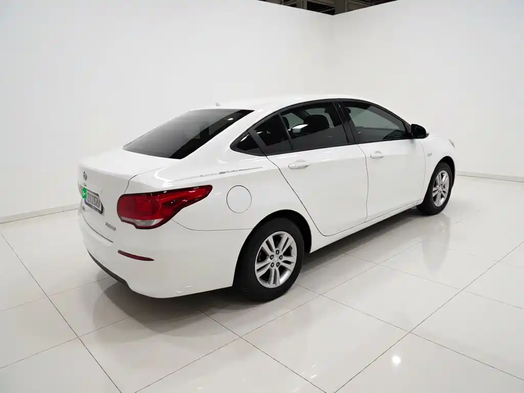 Chevrolet Cavalier — миниатюра 4