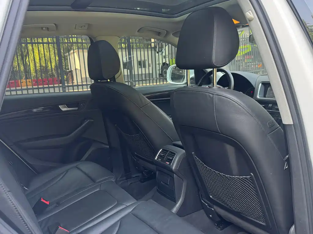 Audi Q5 — миниатюра 10