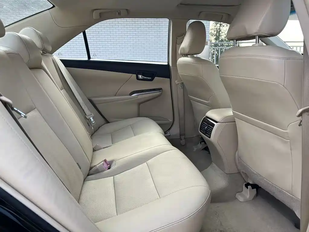 Toyota Camry 2.0G Leading Edition, фото 13