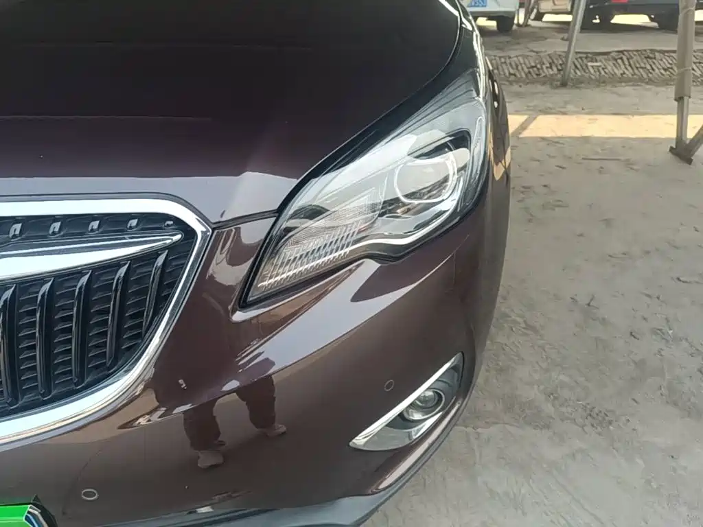 Buick Envision Plus — миниатюра 24