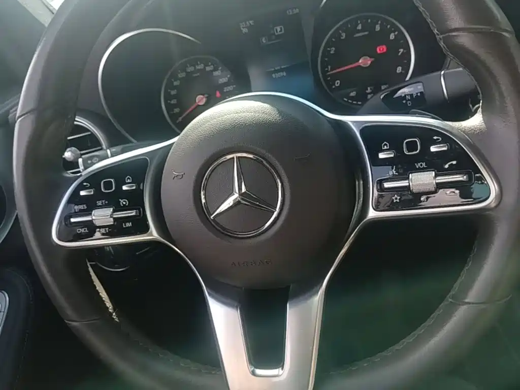Mercedes-Benz GLC — миниатюра 11