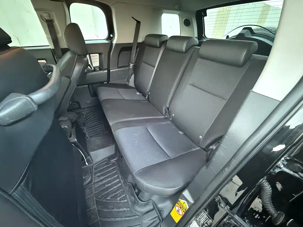 Toyota FJ Cruiser FJ 2013 4.0L