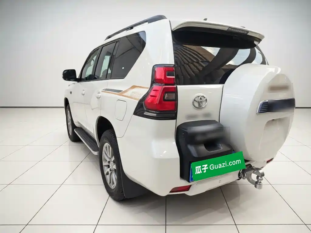 Toyota Prado — миниатюра 4