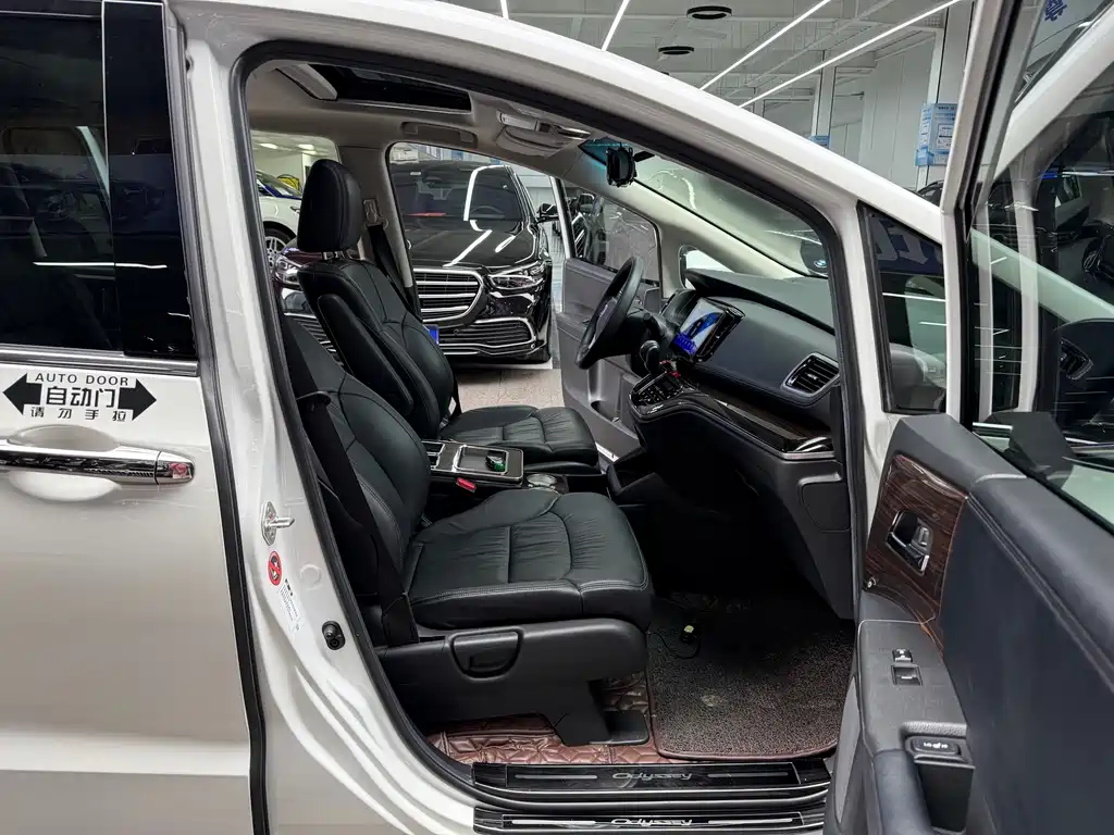 Honda Odyssey — миниатюра 14