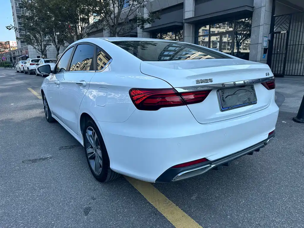 Geely Binrui — миниатюра 19