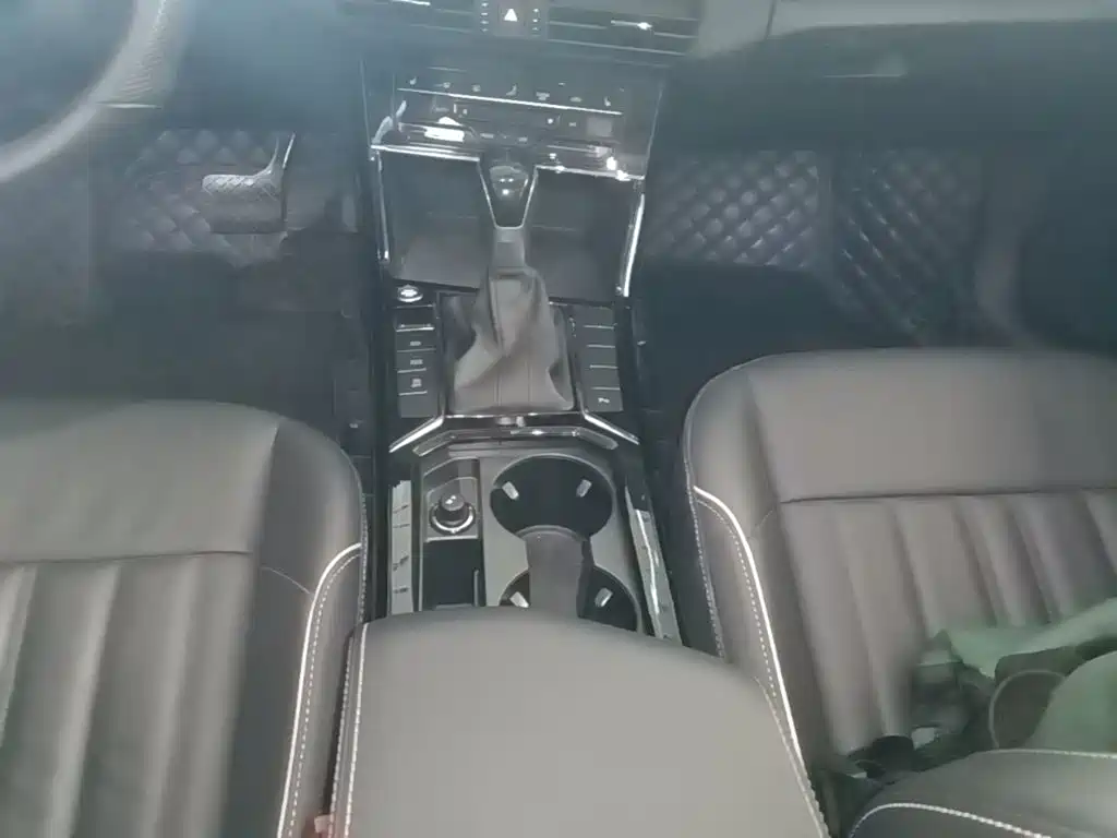 Volkswagen Passat — миниатюра 14