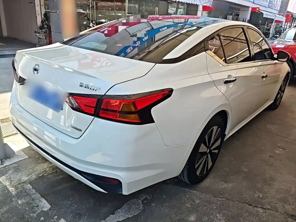 Nissan Teana — миниатюра 7