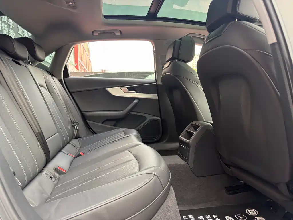 Audi A4L — миниатюра 9