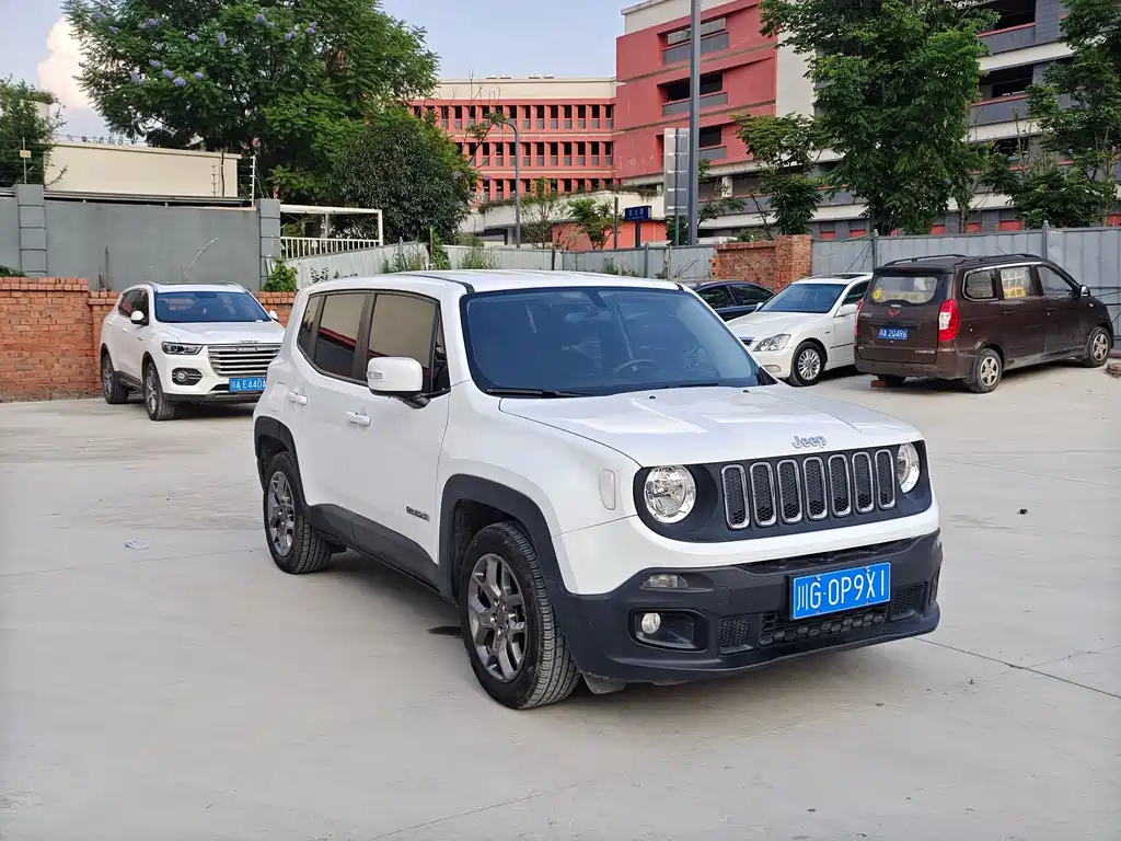Jeep Renegade — миниатюра 3
