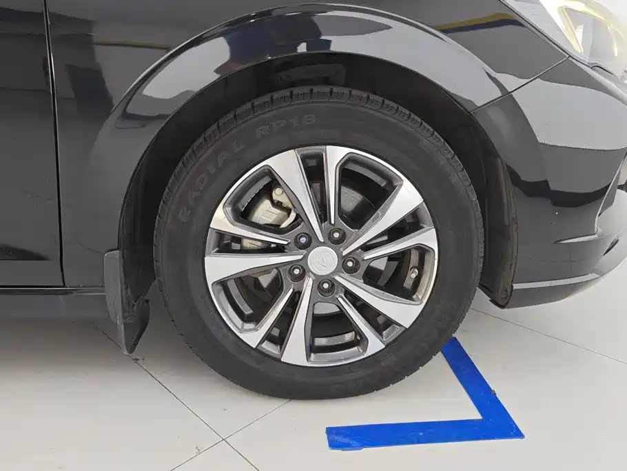Changan Eado — миниатюра 6