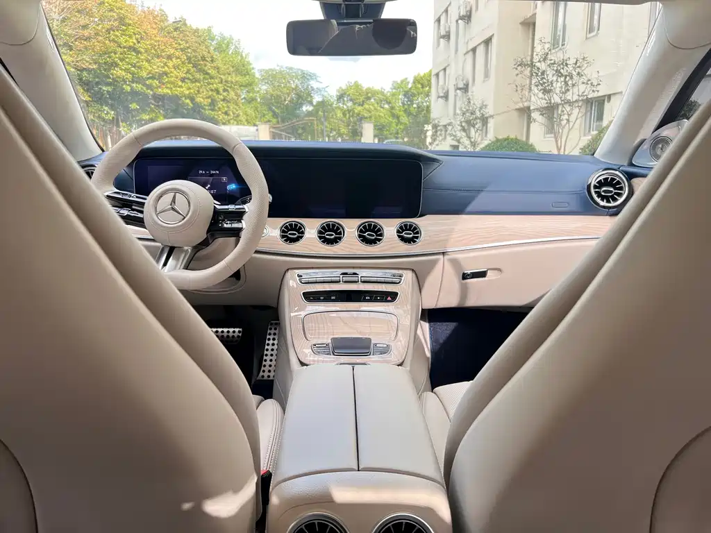 Mercedes-Benz E-Class (Import) — миниатюра 15