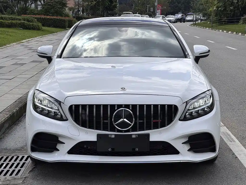 Mercedes-Benz C-Class (Import) — миниатюра 2