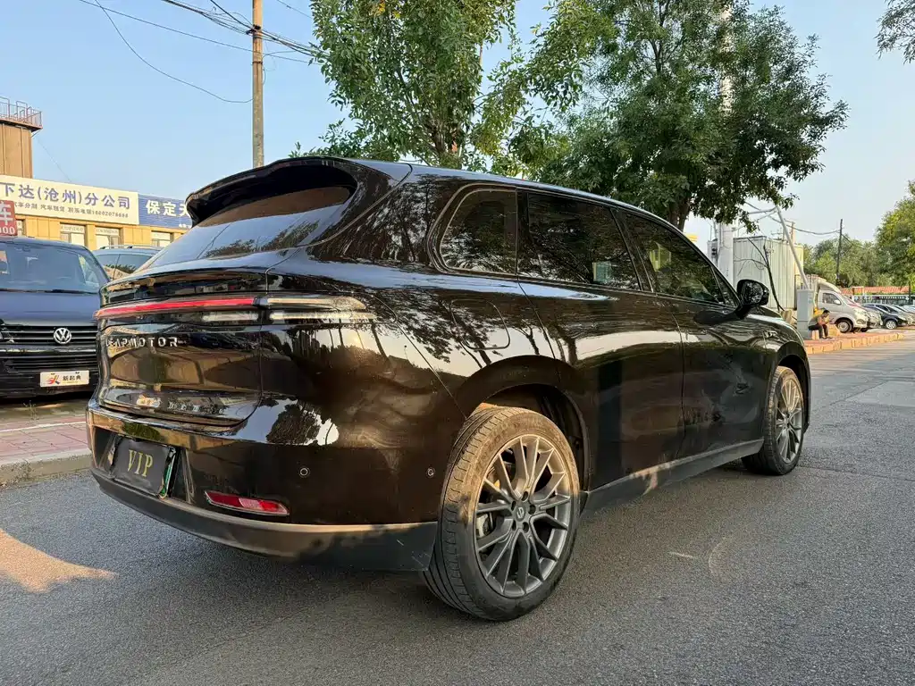 Leapmotor Leapmotor C10 — миниатюра 7