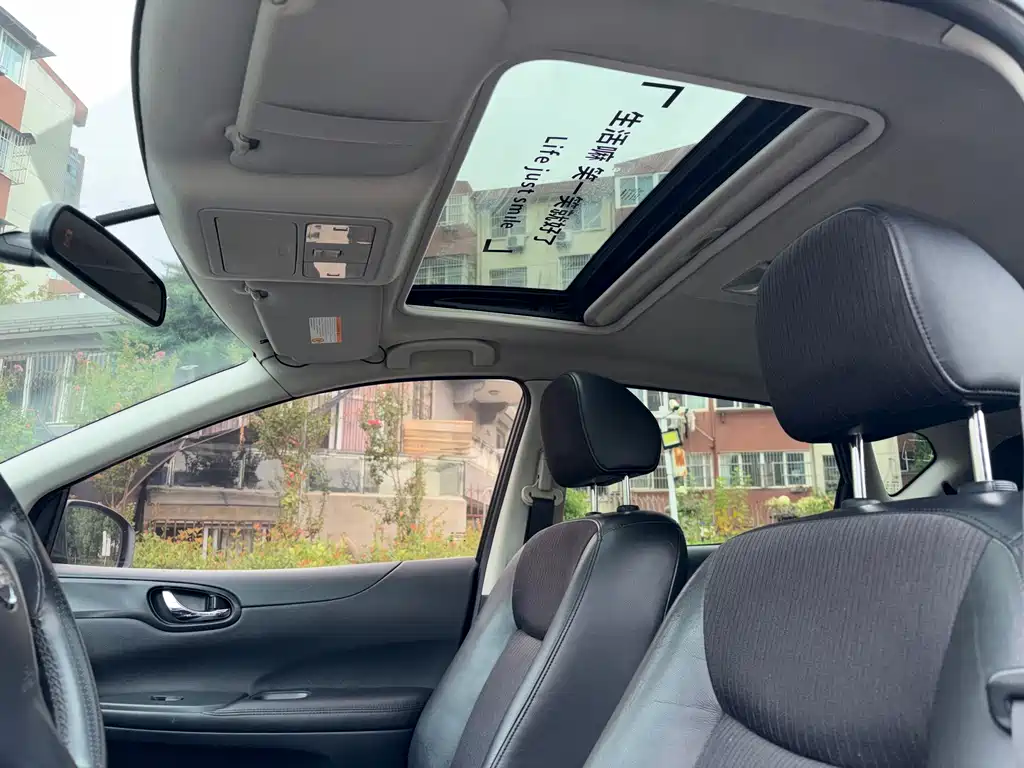 Nissan Tiida — миниатюра 15