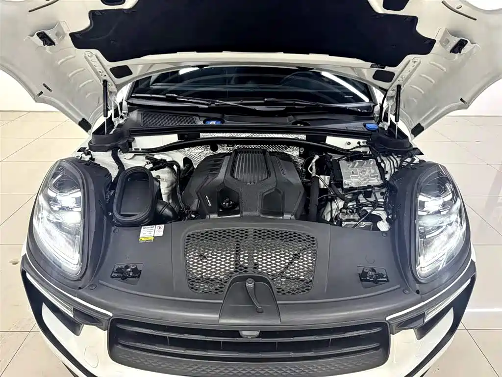 Porsche Macan — миниатюра 24