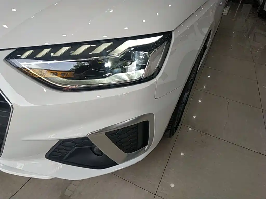 Audi A4L — миниатюра 24
