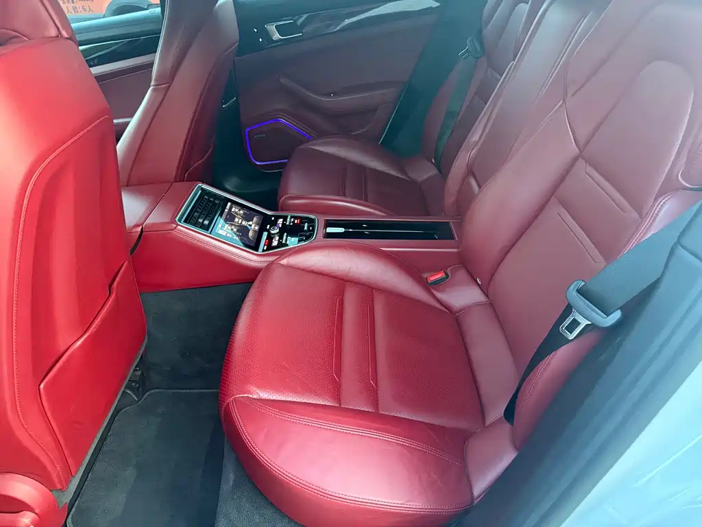 Porsche Panamera — миниатюра 13