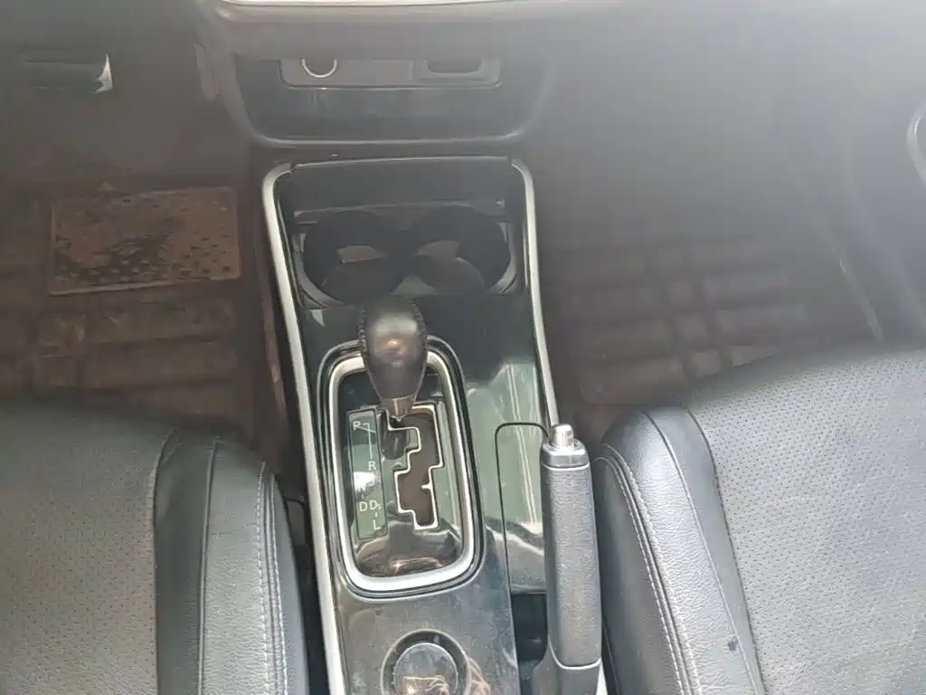 Mitsubishi Outlander — миниатюра 14