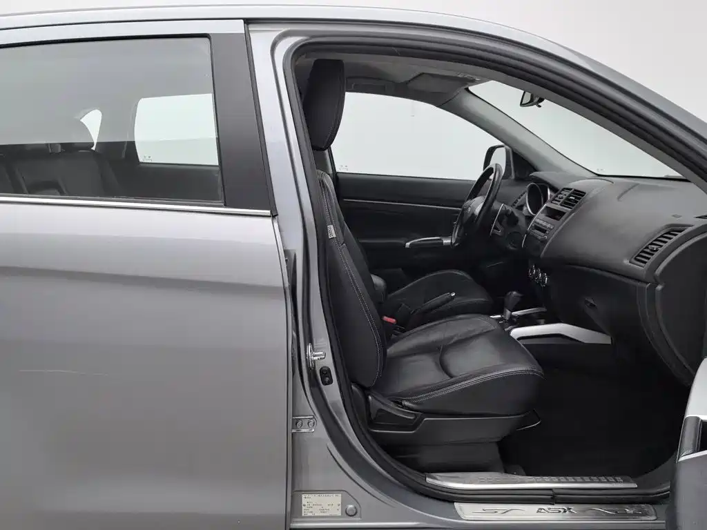 Mitsubishi ASX — миниатюра 23