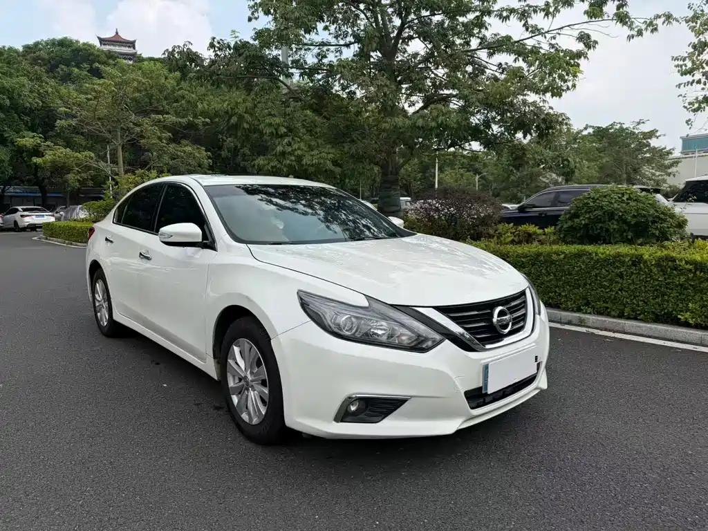 Nissan Teana — миниатюра 2